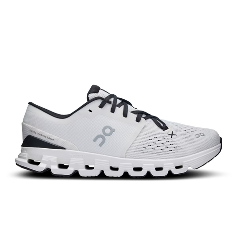 On Women's Cloud X v4