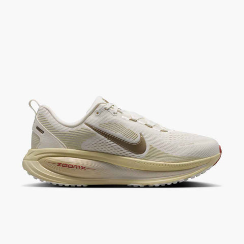 Nike Women's Vomero 18
