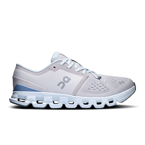 On Women's Cloud X v4