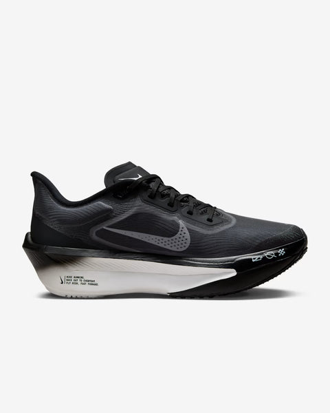Nike Women's Zoom Fly 6