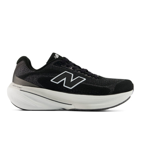 New Balance Women's 860 v15